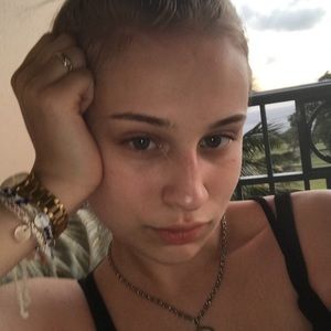 Meet your Posher, Natalia